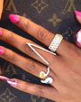 nails